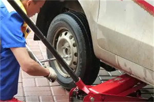 爱民区附近拖车24小时服务热线电话